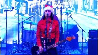The Distillers - Merry Christmas (I Don't Want to Fight Tonight) - Ramones