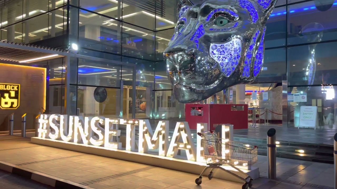 Sunset mall Jumeirah Dubai