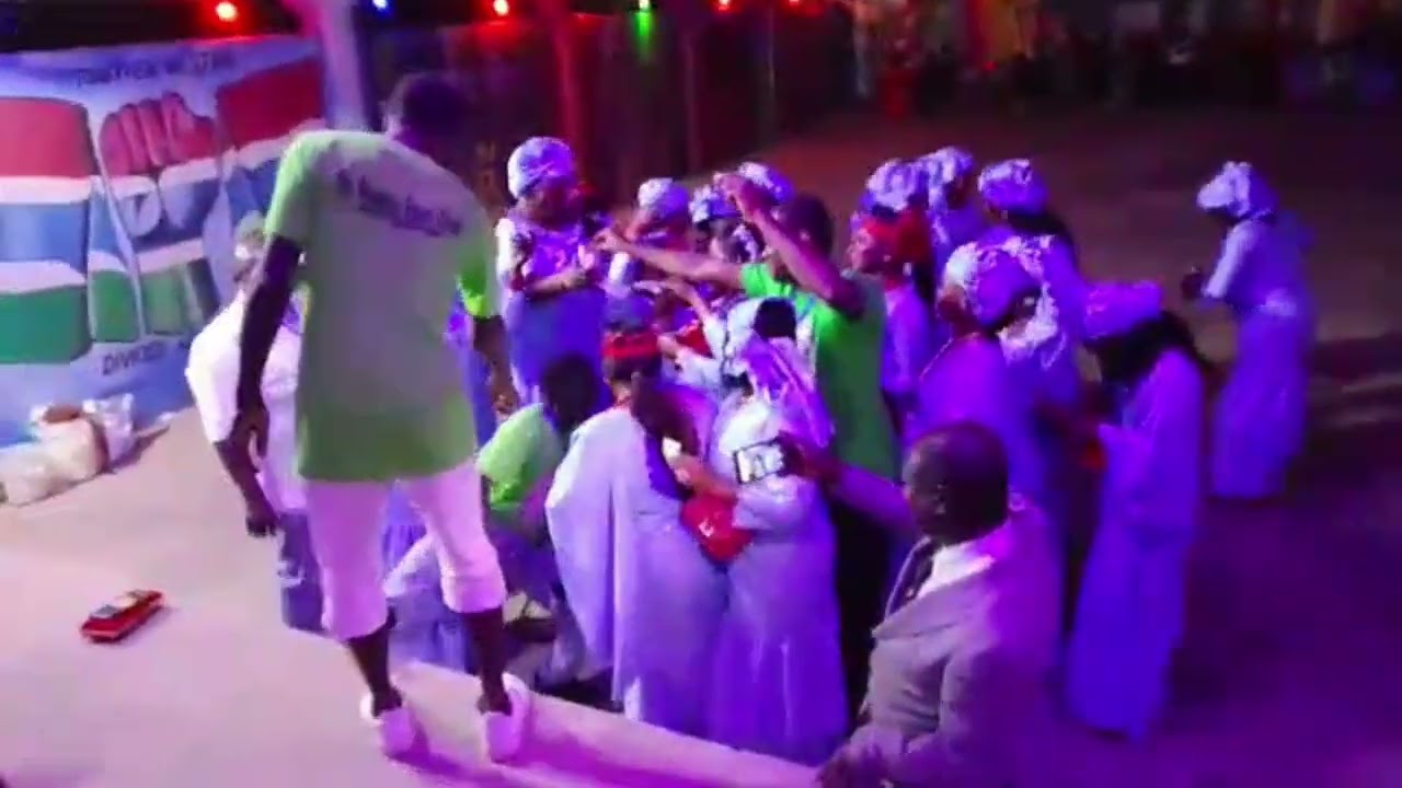 DJ Akuntou Jarju Le ROI Fund Raising=Trck4