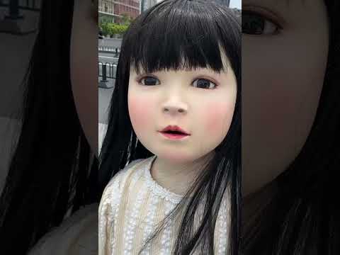 映画『ドールハウス』大ヒット上映中！ #長澤まさみ さんと一緒に上海でもやってみたよ～😊#観光表情 #上海 #映画ドールハウス #観光 #アヤちゃん人形 #shorts