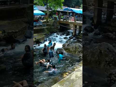 Keindahan Wisata Cipaniis Kuningan