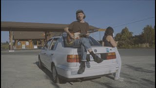 IAN DAVIES - STILL HURTS (Official Video)