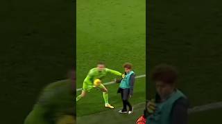Players & Ball Boys Respect Moments #football #soccer #moments #respect