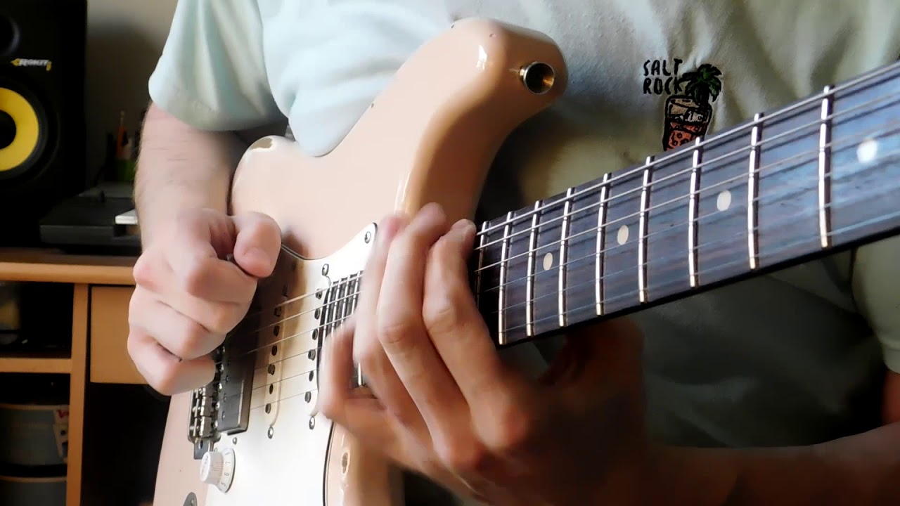 Shreddin' 80's Guitar Solo Dude