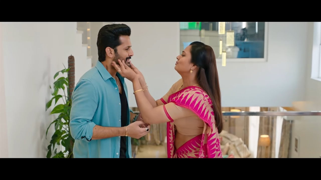 Indraja Actress Hot Yummy Sexy Shows Beside View Of Stomach Tummy Body Scene In Saree