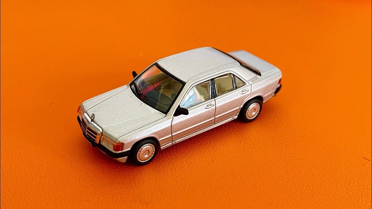 Xcartoys Mercedes-Benz 190E Y65-01 1/64 - YouTube