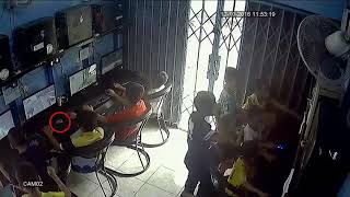 Rekaman CCTV Kejadian Yang Dilakukan Anak Kecil Di Warnet Ini Bikin Geleng Geleng Kepala