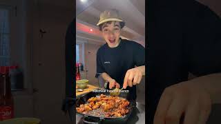 Broodje kipsaté met voice over van mn pa😮‍💨🤝
