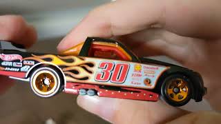 Unboxing Hot Wheels Circle Trucker Track Stars 12