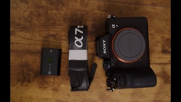 Unboxing The New Sony A7v |