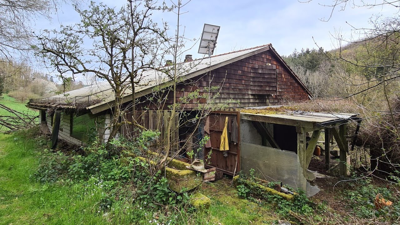 LostPlace Bauernhaus mit Geheimtür zu einer versteckten Etage! Urbex Germany 🇩🇪 · verlassene Orte 