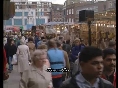 1990s Lewisham | London | 1990s London | Shopping Centre | 1990s Fashion | Shoppers | High Street