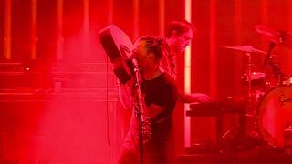 Radiohead - Climbing up the Walls (Tecnópolis, Buenos Aires, 14 Abr 2018) [PRO SHOT]