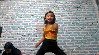 Joget sambalado versi ayu ting ting