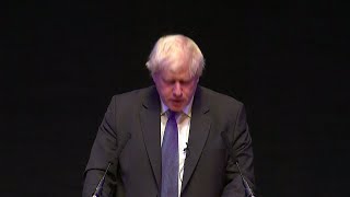 Boris Johnson Slams Theresa Mays Brexit Plan At Fractious Tory Meeting