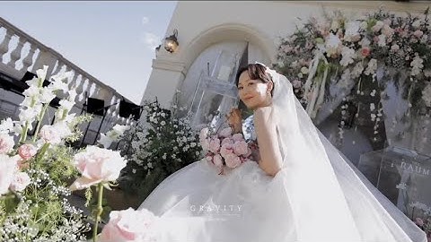 햇살보다 눈부신 미소의 신부 배우 이유영님 라움 웨딩 스케치 #wedding #weddingvenue