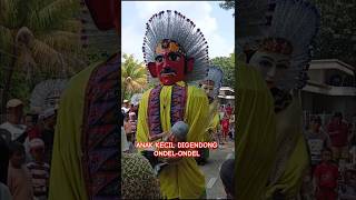 digendong ondel-ondel #shorts #shortvideo