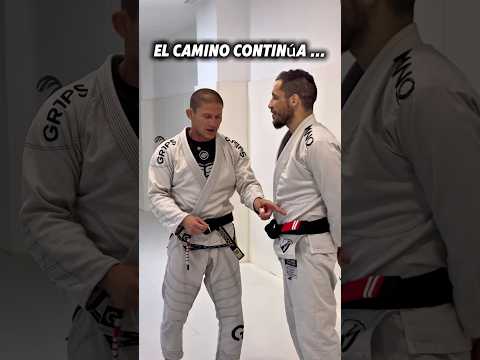 3er grado en el cinturón negro 🥋 Gracias, Claudio Calasans. #bjj #jiujitsu #shorts