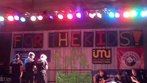 Dance Marathon 16, Ui Breakers performance