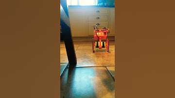 Balancebot dancing Hacienda (esp32)