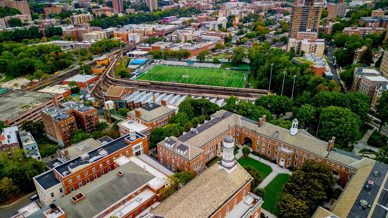 Manhattan U.: Top-Ranked, Real-World Education for the AI Era