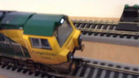 Freightliner Double Review! Bachmann Class 70 and Dapol Limestone Hopper
