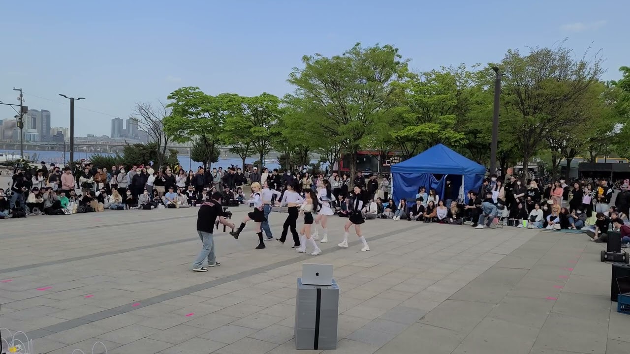 [4K] ARTBEAT - Love me like this(NMIXX) | Wide Cam | 한강버스킹