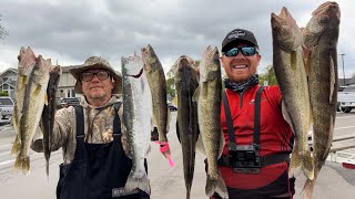 How To Catch Salmon, Steelhead, Walleye, Boat fishing St.Clair River! Moose Lodge Fishing Tournament