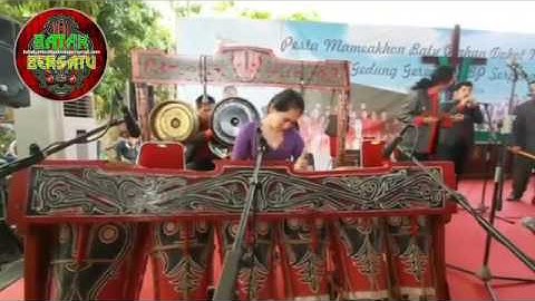 Sinta Simamora, Seniman Batak wanita mahir memainkan Alat Seni Musik Tradisional Batak