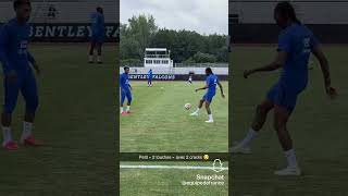 Les cracks s 'amusent à deux !!! #football #foot #bleus #france #cdm #Doué #Olise