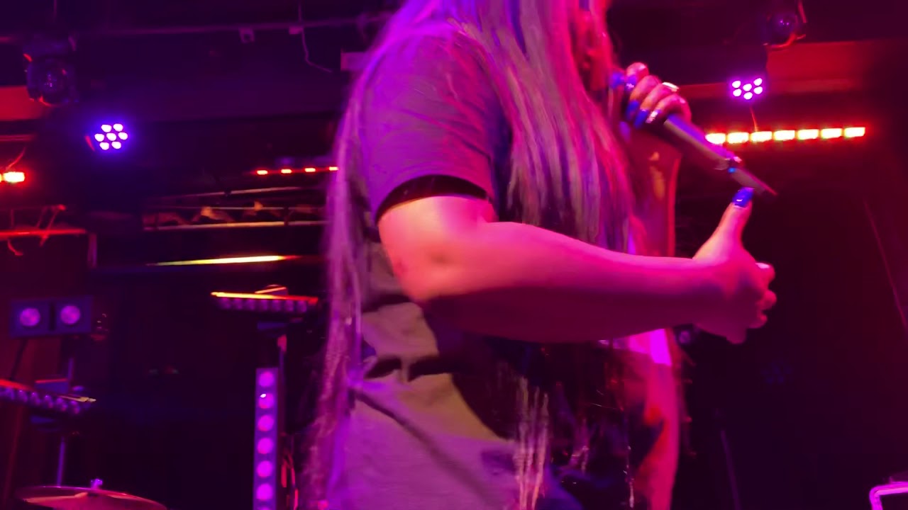 Savannah Ré - Count Em’ Off/Fuck It Up [LIVE]