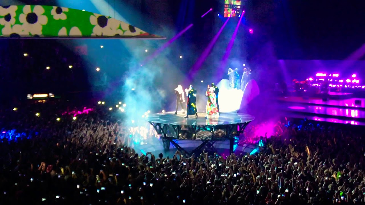Applause Lady Gaga - Joanne World Tour (Amsterdam)