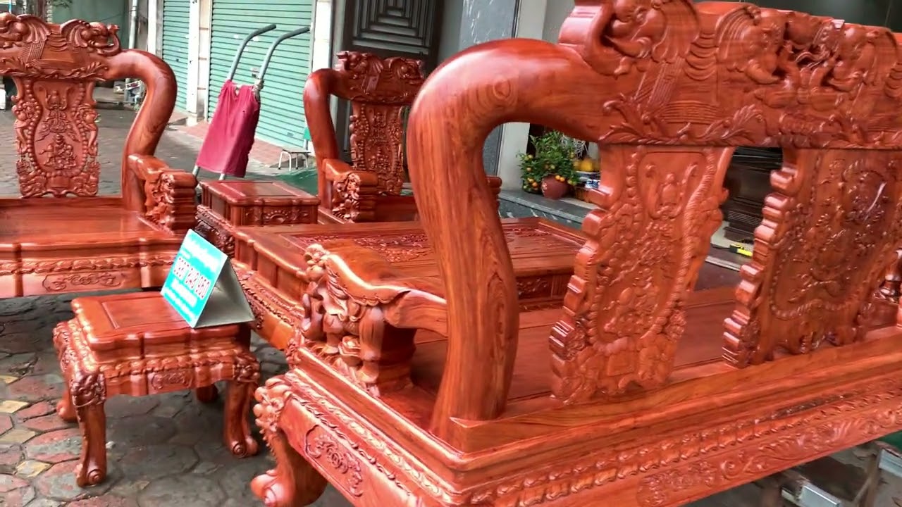 Voi chiến cột 14 chân 16 khuôn 4 ván 2 vách 5. Đoản dài 2.50 sâu 80 . 2 ghế đơn 100/80. Bàn 100-180.