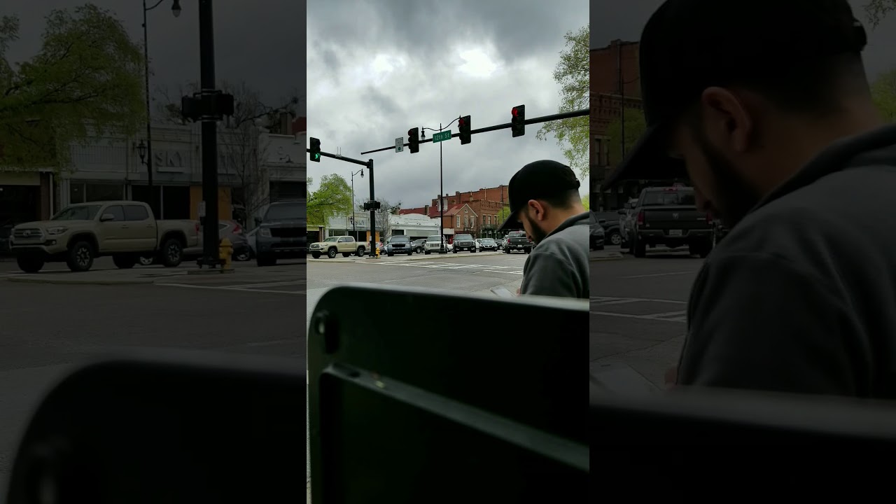 Walk sign 12th street