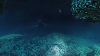 Scuba Diving in The Caves/Grotto (Tobermory, ON)