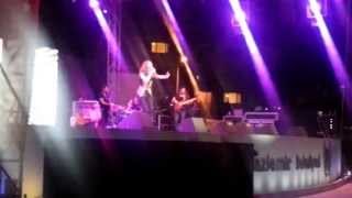 Gülşen Dillere Düşeceğiz Seninle (Canli)