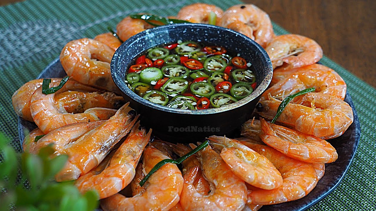 DON'T USE WATER WHEN BOILING SHRIMP, DO THIS,  YOU WILL BE SURPRISED WITH THE TASTE...