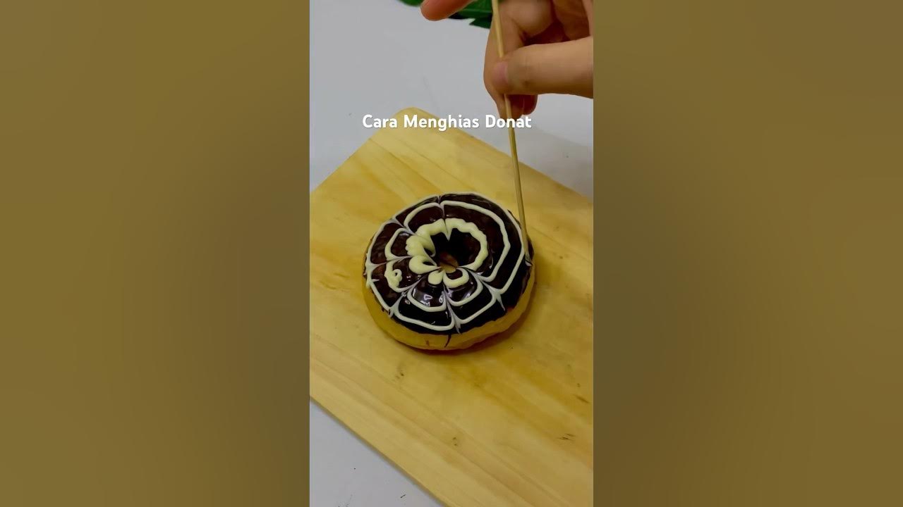 Cara menghias donat !! Gampang kok Cara menghias donat !! Gampang kok