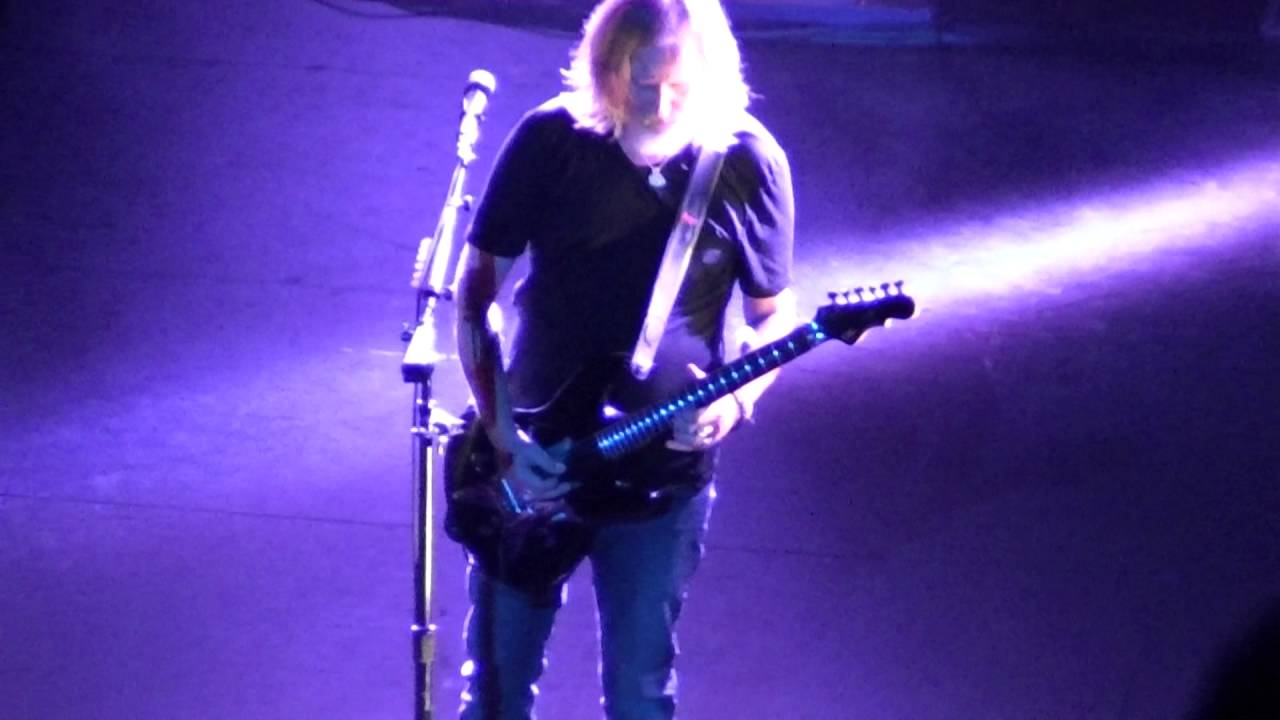 Alice In Chains - Stone - Live @ Paramount Theatre Seattle, WA (07/08/2016)