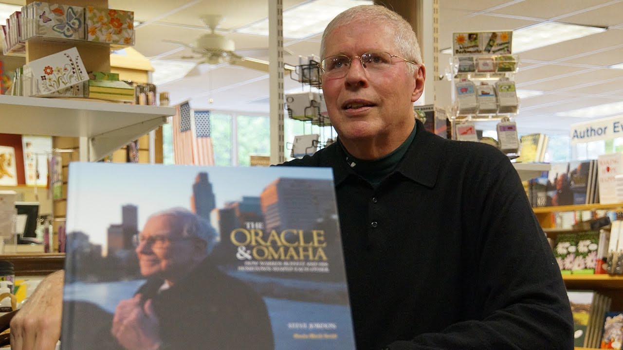 Inside Warren Buffett’s World Inside Warren Buffett’s World
