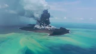 How strong and extraordinary was the Hunga Tonga Hunga Ha'apai volcanic explosion ? (VEI 4 or 5)