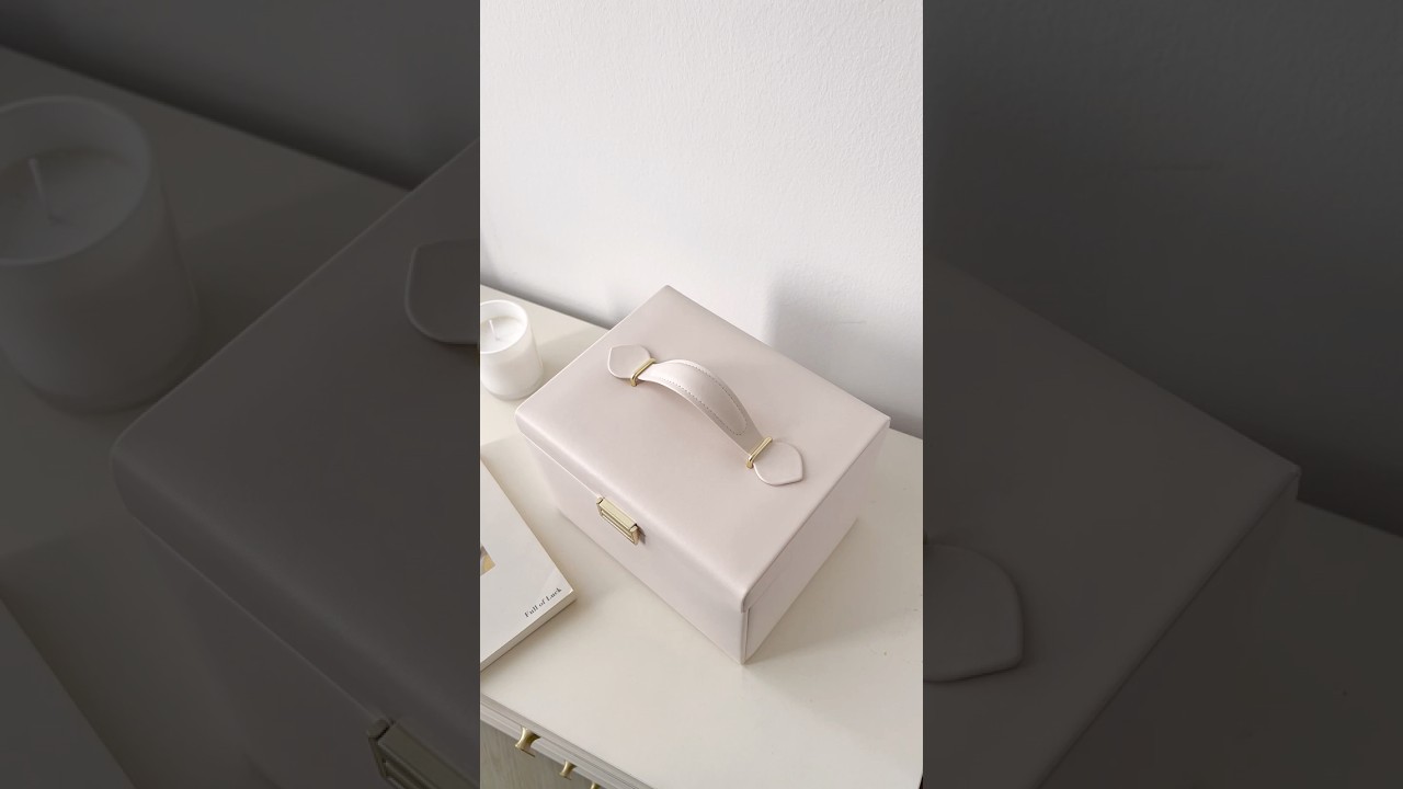 Multifunctional Jewelry Storage: A Stylish Solution for Cluttered Chaos