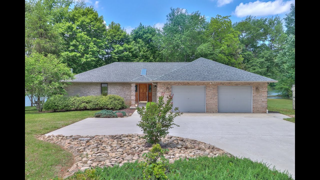 117 Lake St  Estill Springs, TN 37330