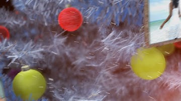 Make Christmas Tree Slideshow Video with After Effects template - MakeWebVideo.com