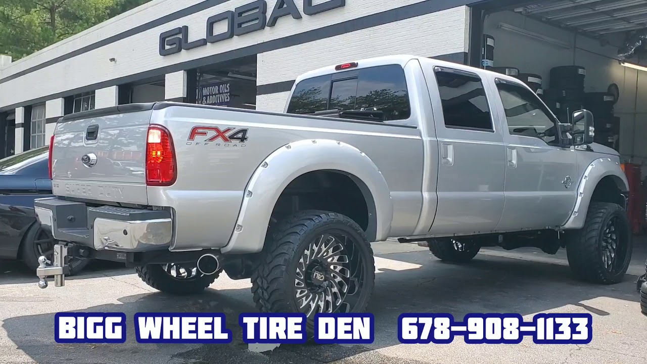 Ford F-250 on Cali Offroad 24x12 with AMP 35s