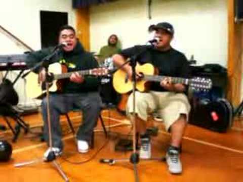 Adeaze @ Roweenas 30th,acoustic covers music samoa