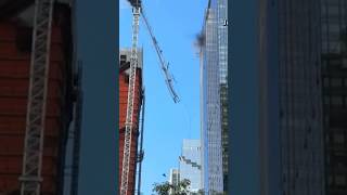 Massive crane in Manhattan catches fire, collapses #shorts