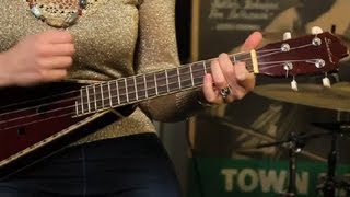 How to Play the Tenor Ukulele : Ukulele Lessons