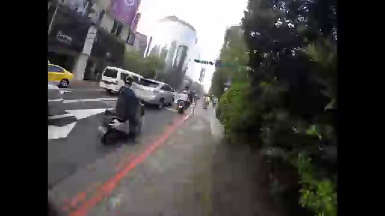 NPS (Nikon Professional Services)