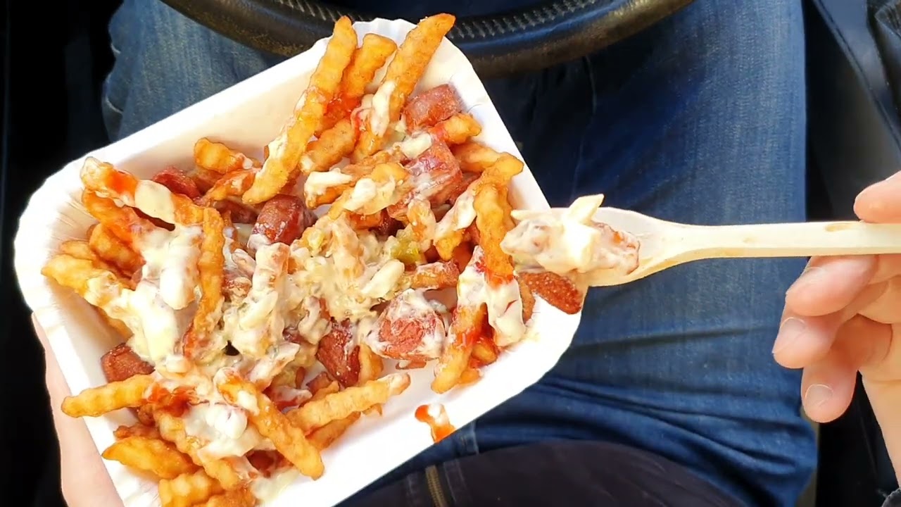 Makkaraperunat/Sausage fries, Mantun grilli, Turku, Finland